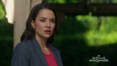 Mitch Grimes's son - Nikki & Nora: Sister Sleuths