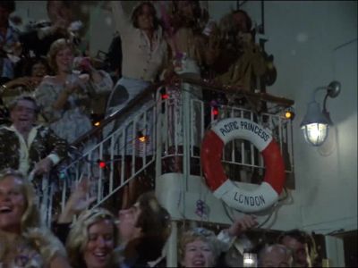 [Mixed conversations] - The Love Boat