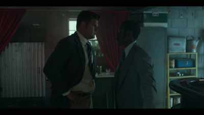 Mm, you can deal
with these animals, can't ya? - Fight Night: The Million Dollar Heist