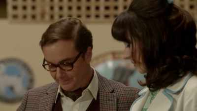 Mm, circle. [ Clears throat ] - Ms Fisher's Modern Murder Mysteries