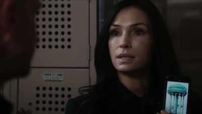 Mm. Doesn't look
like it stopped to me. - The Blacklist: Redemption