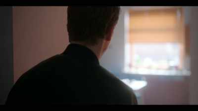 Mm-hm. [SIGHS] - Young Wallander