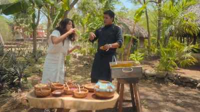 - Mm-hmm.
- And also, - Eva Longoria: Searching for Mexico