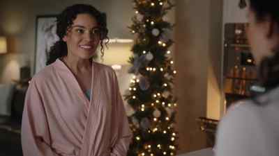 - Mm-hmm.
- Don't you think - Unwrapping Christmas: Mia's Prince