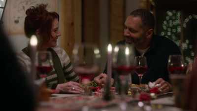 -Mm-hmm.
-How about you, honey? - The Holiday Proposal Plan