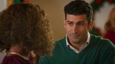 Mm-hmm, I'm gonna make
him a great offer, - Operation Mistletoe