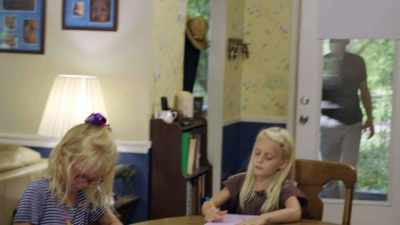 MM-HMM.
I'M STARTING OVER. - Welcome to Plathville