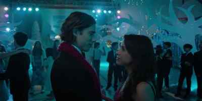 Mm-hmm. So we have
different last names, - Hot Frosty