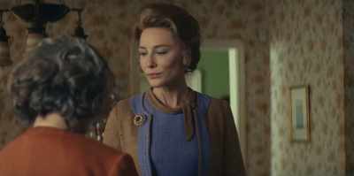 Mm‐hmm.
Your father didn't work - Mrs. America