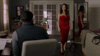 Mm. I hate it so much that I'm
gonna help you get out of it. - Pretty Little Liars: The Perfectionists