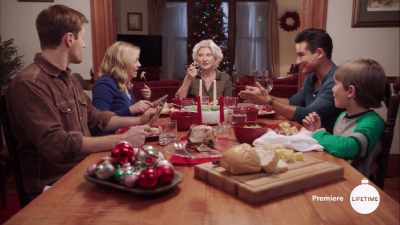 - Mm.
- Mom, do you think Roy Barnes - A Very Merry Toy Store
