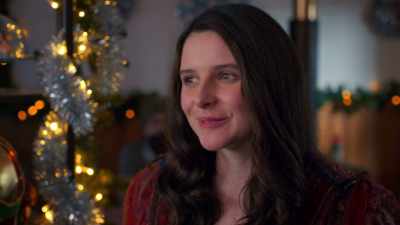 - Mm.
- So how are the adoptions going? - The Dog Days of Christmas