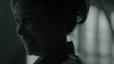 - Mm.
- [soft laugh] - Eyewitness