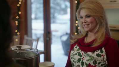 - Mm! Sounds heavenly.
- Oh, it is. - Cloudy with a Chance of Christmas