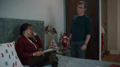 Mm. Well, maybe
that is her strength. - Friends & Family Christmas