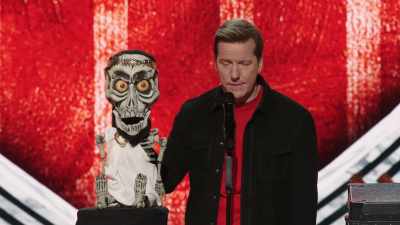 - Mm.
What's the difference? - Jeff Dunham:  I'm With Cupid