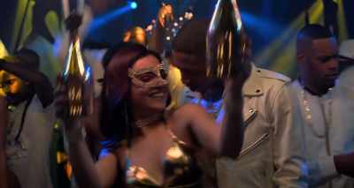 Mmm. Hola, mami,
despacito, despacito. - SuperFly