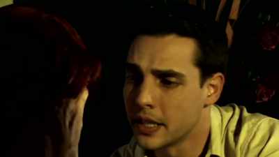 Možda je to...
ona? Paula? - Dracula in a Women's Prison