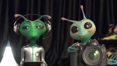 Mo mah?
[delighted squeal] - Alien TV