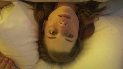 Mo: [singing along]
♪ Good morning - Zoey's Extraordinary Playlist
