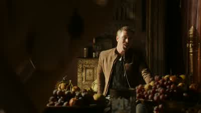 She must be very beautiful. - Game of Thrones