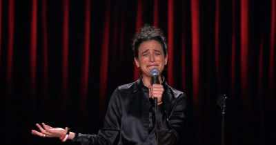 "Modern art! Oh, shit, man!"
[crying] - Jenny Slate: Stage Fright