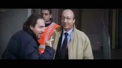 Moggi almost got run over! - Bad Sport