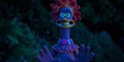 [Molly giggles] - Chicken Run: Dawn of the Nugget