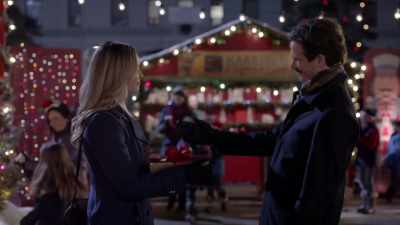 [Molly laughs] - Catering Christmas