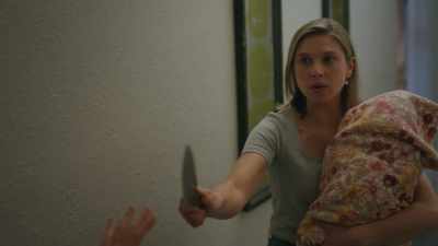 - Molly. Molly, it's okay.
- Stay away from us. - My Nanny Stole My Life