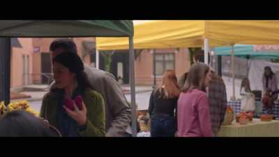 MOLLY: Okay, I can get behind
that. Fifth date... - The Shift