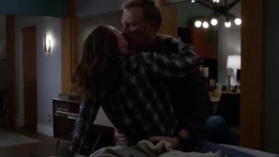 - Mom.
- Ah! - Grey's Anatomy