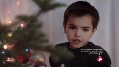 Mom, can we make
some paper chains - 12 Days of Giving