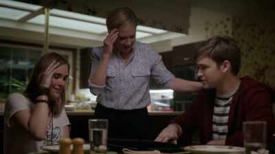 Mom, Charlie doesn't want to see - Beyond