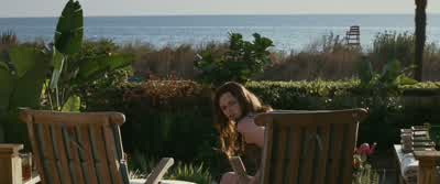 Mom. Congraduation. I didn't want you to spend any of your money. I didn't, come on. - The Twilight Saga: Eclipse