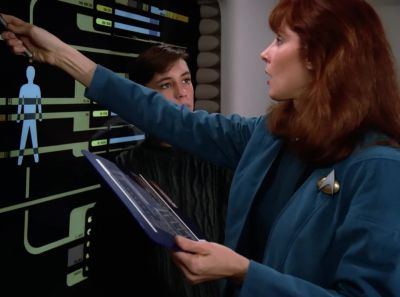 Mom, could you get me a look
at the bridge? - Star Trek: The Next Generation