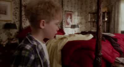 Mom? Dad? Where are you guys? Buzz? Buzz? - Home Alone