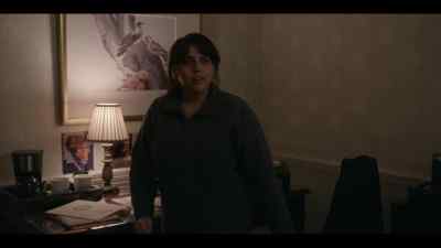 Mom, get your coat.
We're leaving. - American Crime Story