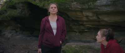Mom, we have to find Jake! - Hostile Forces