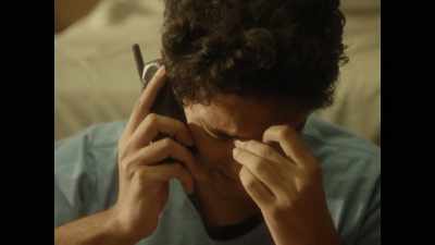 - Mom, Mama.
- ...to the Mac World, - Room 104