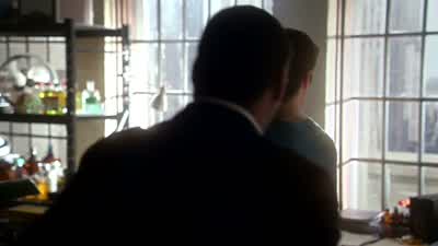 - Mom! - Nora, hold on! - The Flash