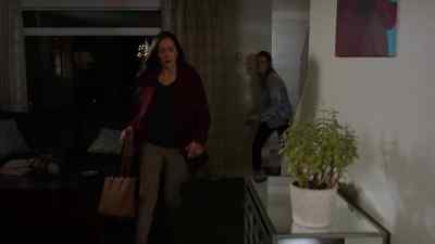 Mom. Oh my God.
Mom, what happened? - Death Down the Aisle