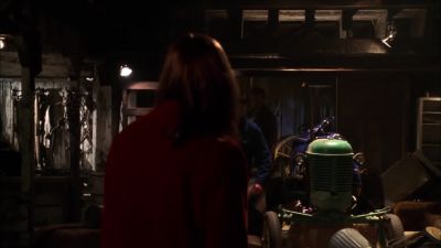 - Mom!
- Oh, thank god you're back. - Smallville