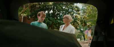 Mom, people can
hear you. Please. Sorry. - The Re-Education of Molly Singer