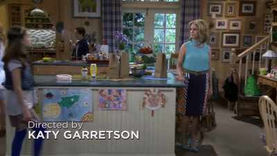 Mom, please don't make me go
to this new school. - Fuller House