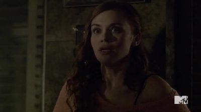 Mom, run! Run! - Teen Wolf