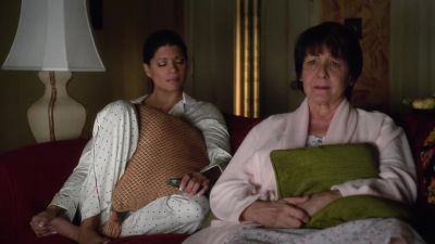 Mom... - Jane the Virgin