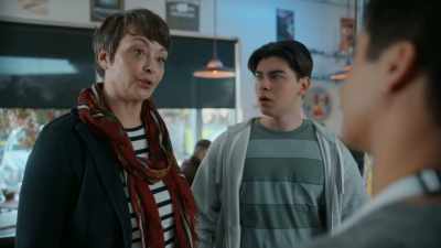 - Mom?
- Stephen-- - Aurora Teagarden Mysteries: Death at the Diner