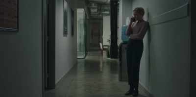 - Mom?
- What? I can't hear you. - The Assistant