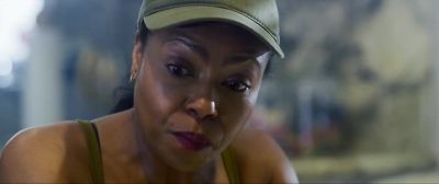 Mom, where is he? - War of the Worlds: Annihilation
